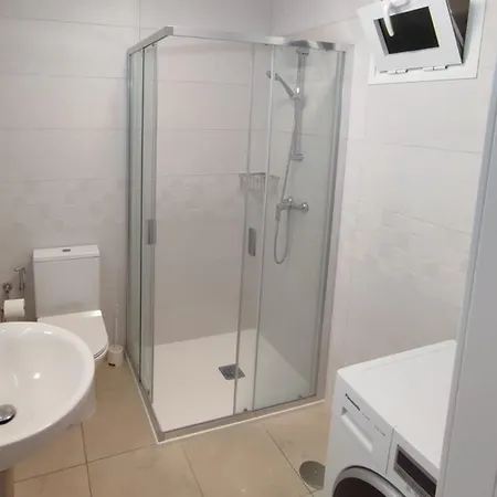 Beachfront Americas - Trg Apartment *