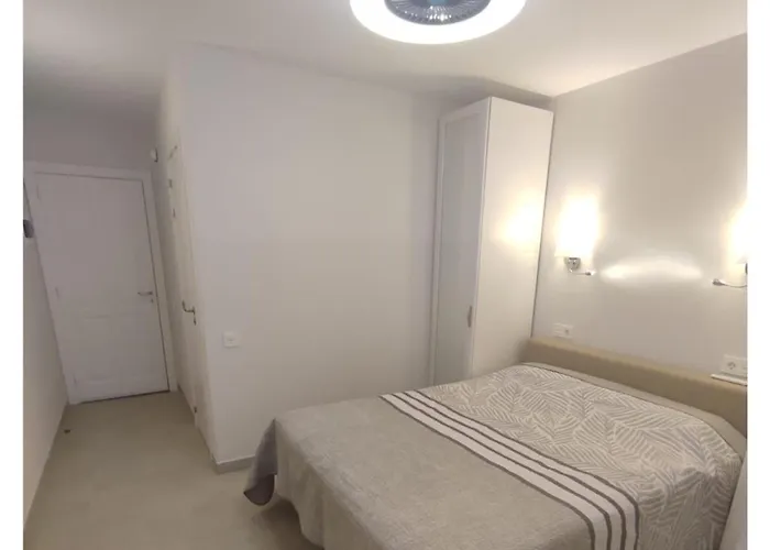 Beachfront Americas - Trg Apartman