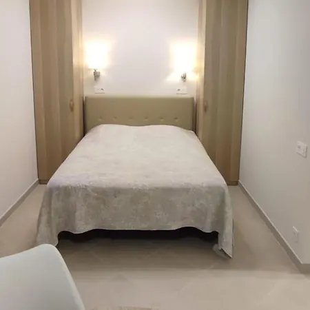 Beachfront Americas - Trg * Плая-де-лас-Америкас