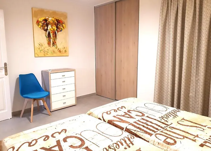 Beachfront Americas - Trg Плайя-де-лас-Амерікас